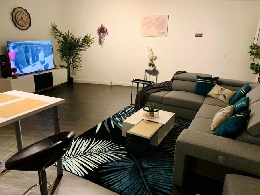 Grand Appartement 2 Chambres 5 Pers Max, Vue Panoramique Avec Parking Miluza Zewnętrze zdjęcie
