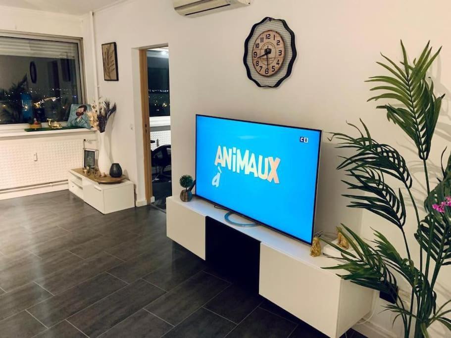 Grand Appartement 2 Chambres 5 Pers Max, Vue Panoramique Avec Parking Miluza Zewnętrze zdjęcie